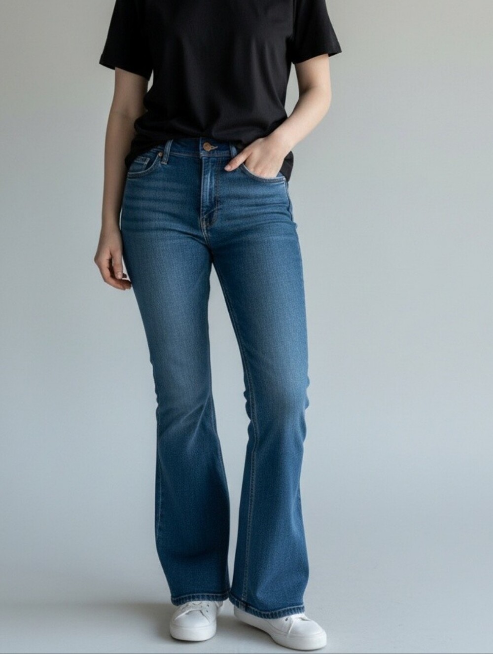 Mother Dark Wash The Curfew Flare Denim Jeans Blue Skies and Promises Size 32